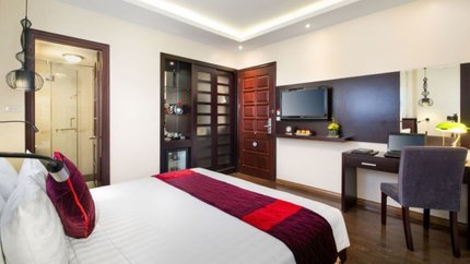 Phòng được trang bị đầy đủ tiện nghi cần thiết