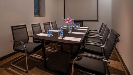 Phòng Hội nghị được trang bị đầy đủ tiện nghi