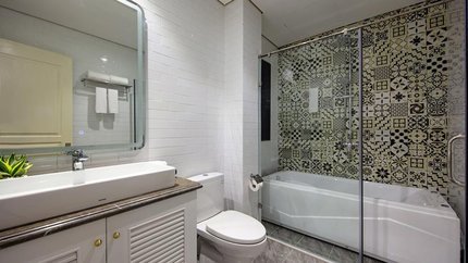 Phòng vệ sinh với đày đủ thiết bị hiện đại