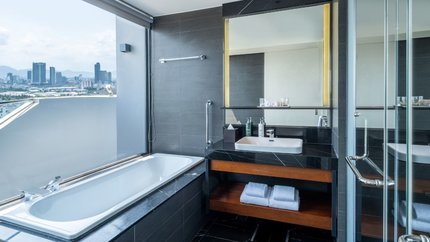 Phòng tắm với không gian thoáng đãng