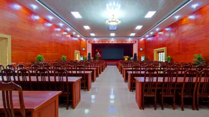 Hội trường hoa ban đỏ tại Him Lam Điện Biên