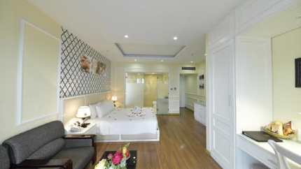 Phòng Suite Lake View