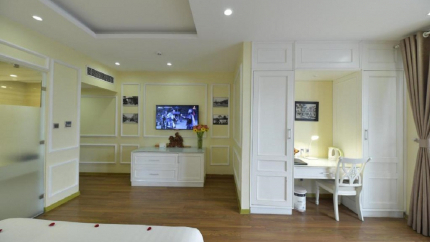 Phòng Suite Lake View