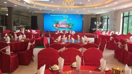 Nhà hàng ngay tại khách sạn