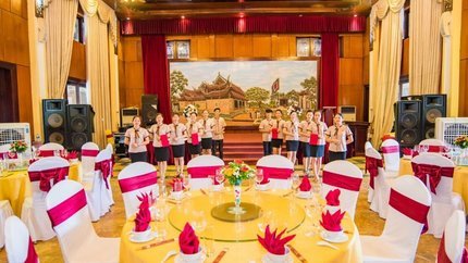 Tổ chức tiệc tại resort