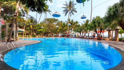 Hồ bơi Hoàng Ngọc Resort & Spa Phan Thiết