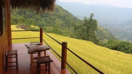 Ban công tại Nhà sàn chung