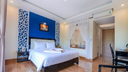 Phòng Deluxe Double/Twin with Balcony Hoi An Rose Garden