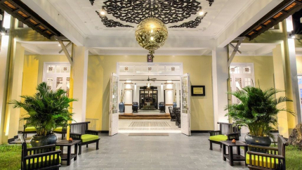 Sảnh khu nghỉ dưỡng Trails 4*