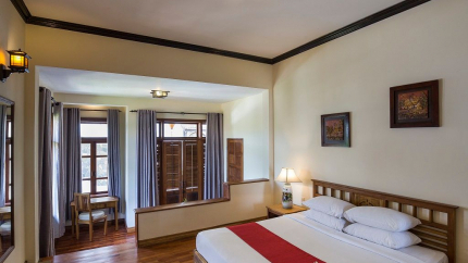 Phòng Deluxe Trails Hội An Resort 4*