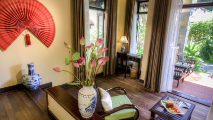 Phòng Premium Deluxe tại khu nghỉ dưỡng Trails 4*