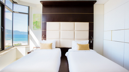 Deluxe Spa Ocean Twin