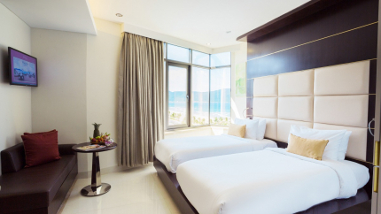 Deluxe Spa Ocean Twin