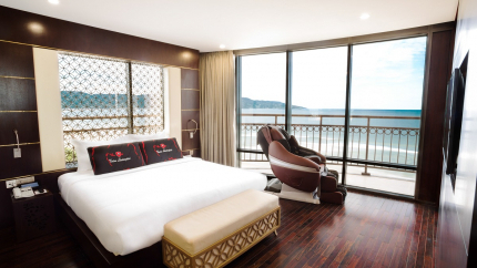 Executive Spa Suite Beachfront