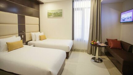 Deluxe Partial Ocean