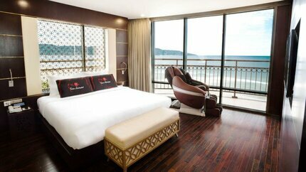 Executive Suite Beachfront