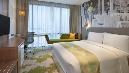 Phòng Superior Holiday Inn & Suites Saigon Airport