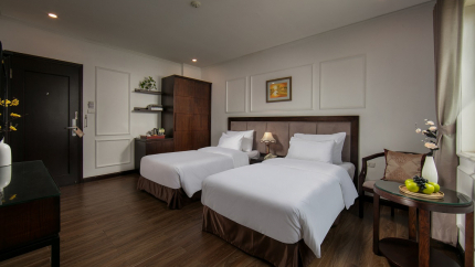 Phòng Deluxe Hướng Phố