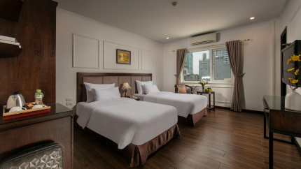 Phòng Deluxe Hướng Phố