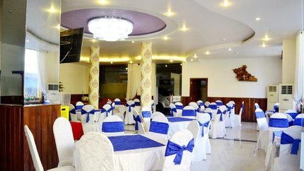 Khu vực nhà hàng rộng lớn