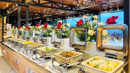 Quầy buffet đa dạng