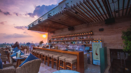 Quầy Bar Tầng Thượng