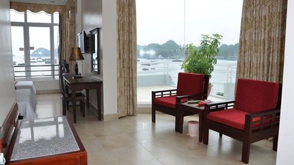 Căn phòng đơn giản nhưng tiện nghi