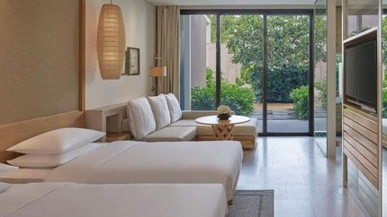 1 King Bed/2 Twin Beds