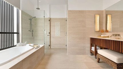 Phòng tắm không gian rộng rãi