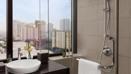Phòng tắm tại Hyatt Regency West Hanoi