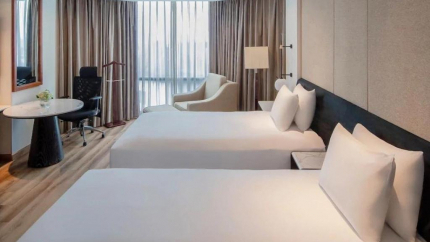 Phòng Club Suite tại Hyatt Regency West Hanoi Hotel