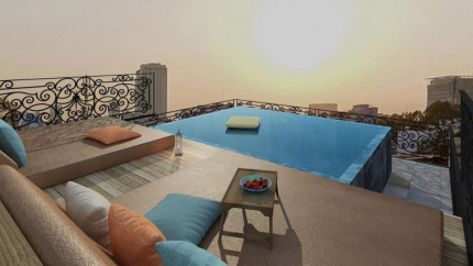 Bể bơi ngoài trời của Icon Saigon Hotel 4*