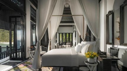 1-Bedroom Seaside Villa On The Rocks