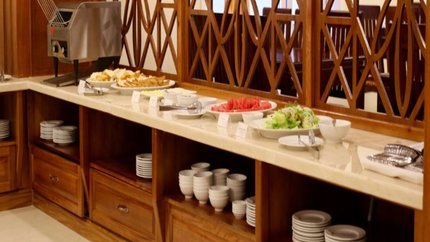 Buffet sáng tự chọn đa dạng
