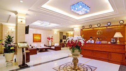 Sảnh khách sạn và quầy lễ tân