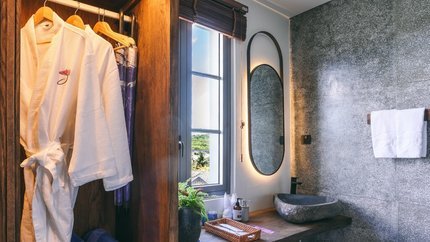 Phòng tắm Comfy Lotus