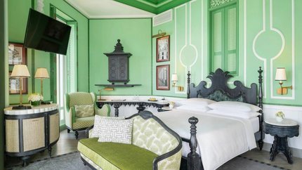 Phòng Deluxe Emerald Bay Front