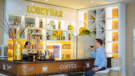 Lobby Bar