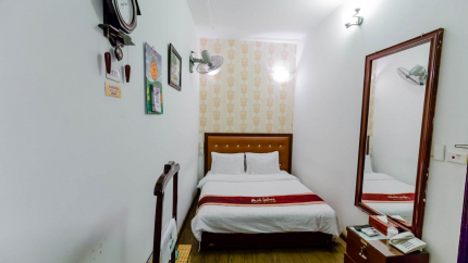 Phòng Tiêu Chuẩn