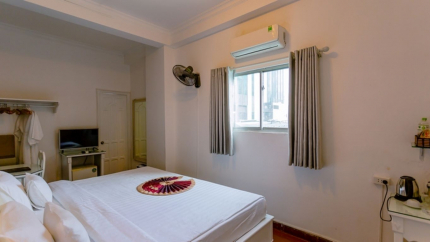 Phòng Tiêu Chuẩn