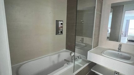 Các phòng đều có bốn tắm