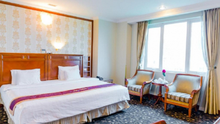 Phòng Sang Trọng Hướng Công Viên