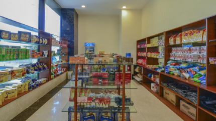 Cửa hàng tiện lợi