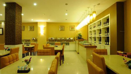 Khách sạn Asian Ruby Central Sài Gòn