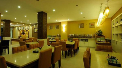 Khách sạn Asian Ruby Central Sài Gòn