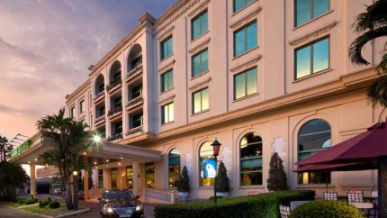 Toàn cảnh Khách sạn