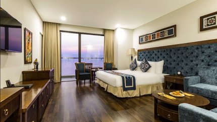 Phòng Balcony Premier