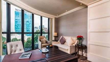 Khu vực làm việc và tiếp khách trong phòng