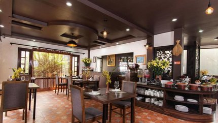 Nhà hàng Morning Dew tại khách sạn