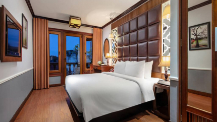 Deluxe Junior Suite 1